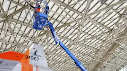 Weighing 5000 pounds less than its Z6240 the electric 60foot boomlift is designed for industrial facilities malls convention centers as well as construction sites Weighing 5000 pounds less than its Z6240 the electric 60foot boomlift is designed for industrial facilities malls convention centers as well as construction sites