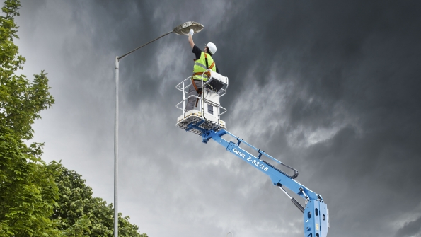 LouTec offers a wide range of aerial and construction equipment throughout the province of Quebec