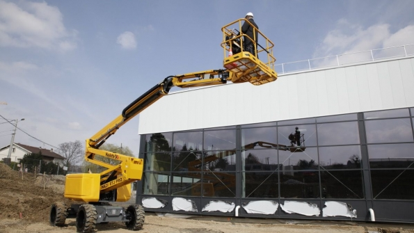 Haulotte39s HA 46 RTJ articulating boom