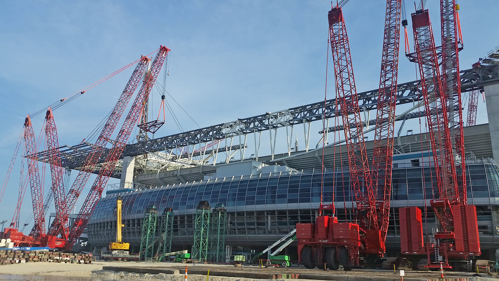 Manitowoc Dolphins Stadium.jpg