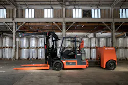 Toyota forklift '18p.jpg Toyota forklift '18p.jpg