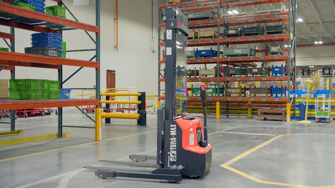 Toyoa Material Handling Toro Max Stacker Shot 6435f8c4760fd