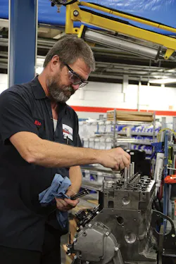 65ec0481567a73001e9677e5 Cnh Reman Michael Hayden Installing Push Rods Spri 65ec0481567a73001e9677e5 Cnh Reman Michael Hayden Installing Push Rods Spri