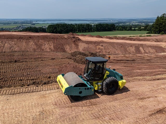 68c718c228bfd5ebd9e48b52 Ammann Compaction Roller 925