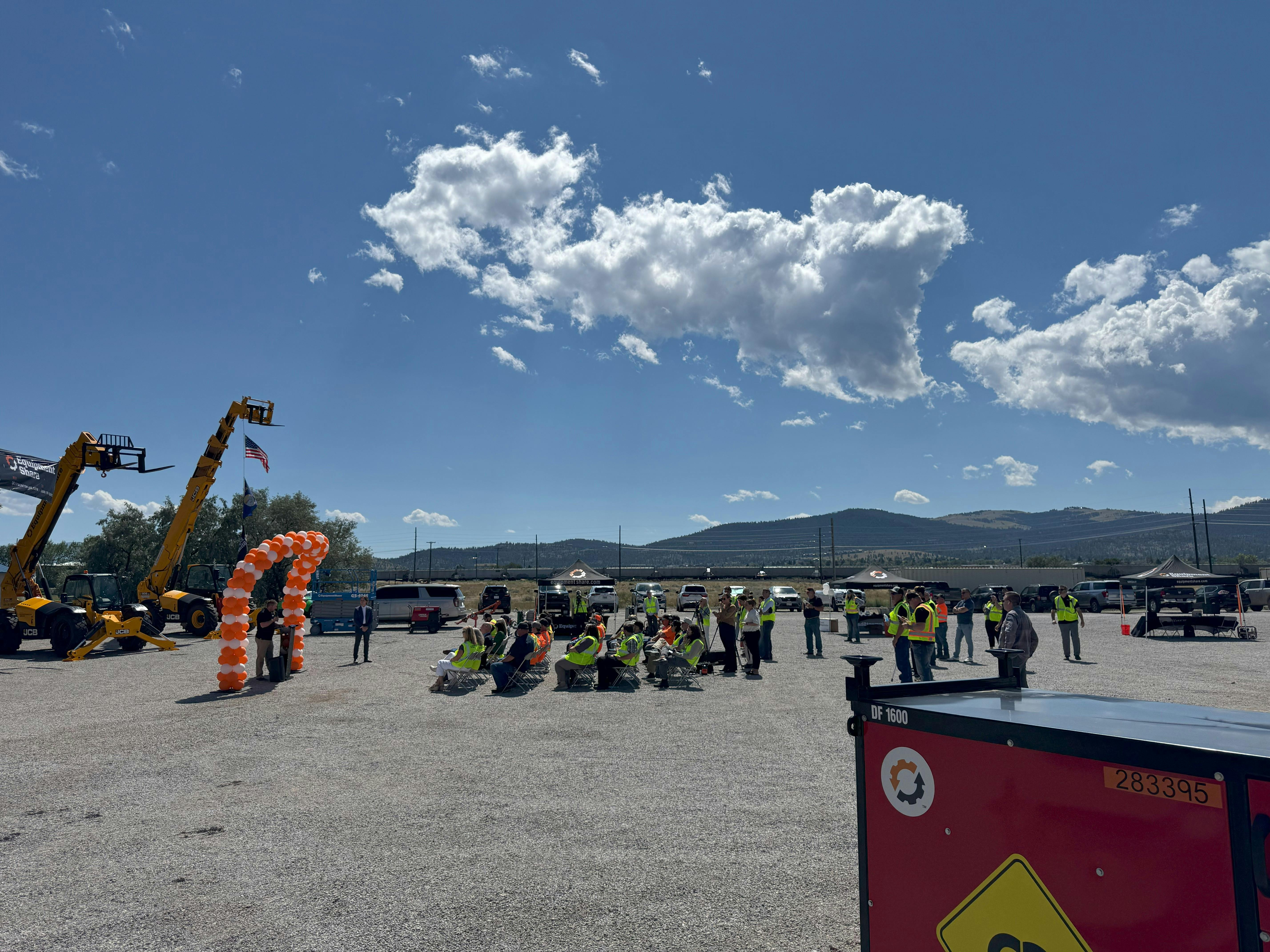 equipmentshare_montana_825