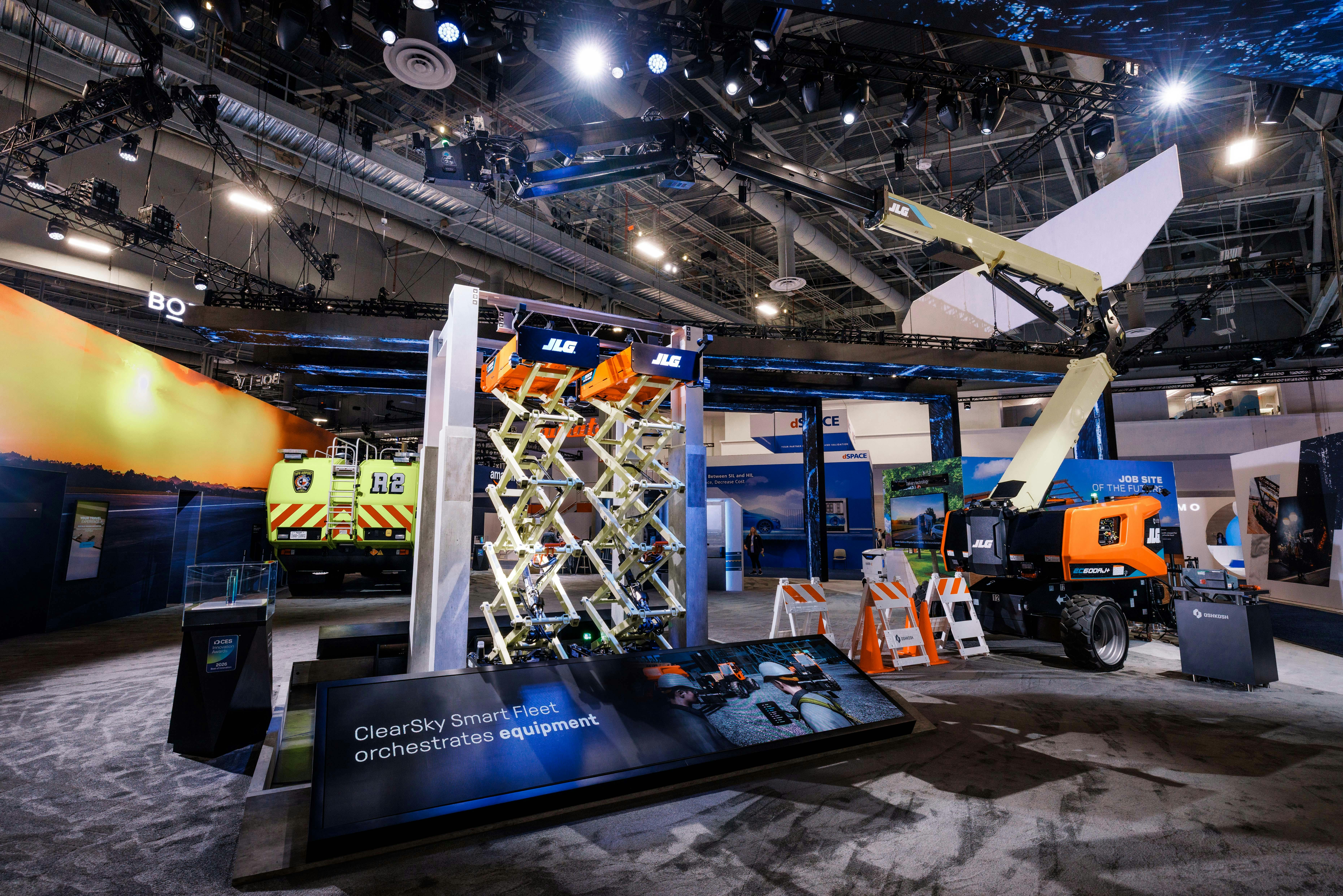 jlg_ces_at_conexpo_326
