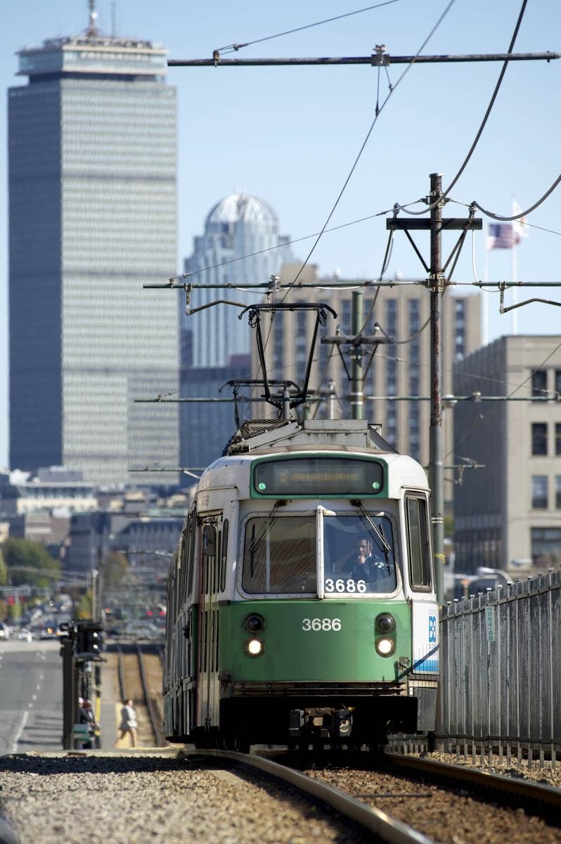 1653429513855 Rl Mbta Greenline Ma 2010 1020 Atr 03432 E Sm