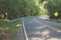 Fig6_ChevronsRight2_1494 Fig6_ChevronsRight2_1494