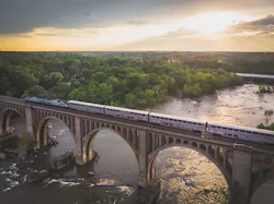 1654617935603 Mm Passengertrainjamesriver 1654617935603 Mm Passengertrainjamesriver