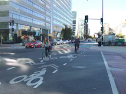 38519_00_N4_medium-DC 38519_00_N4_medium-DC