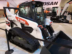 T76e%20compact%20loader T76e%20compact%20loader