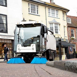 1654804659477 Madvac