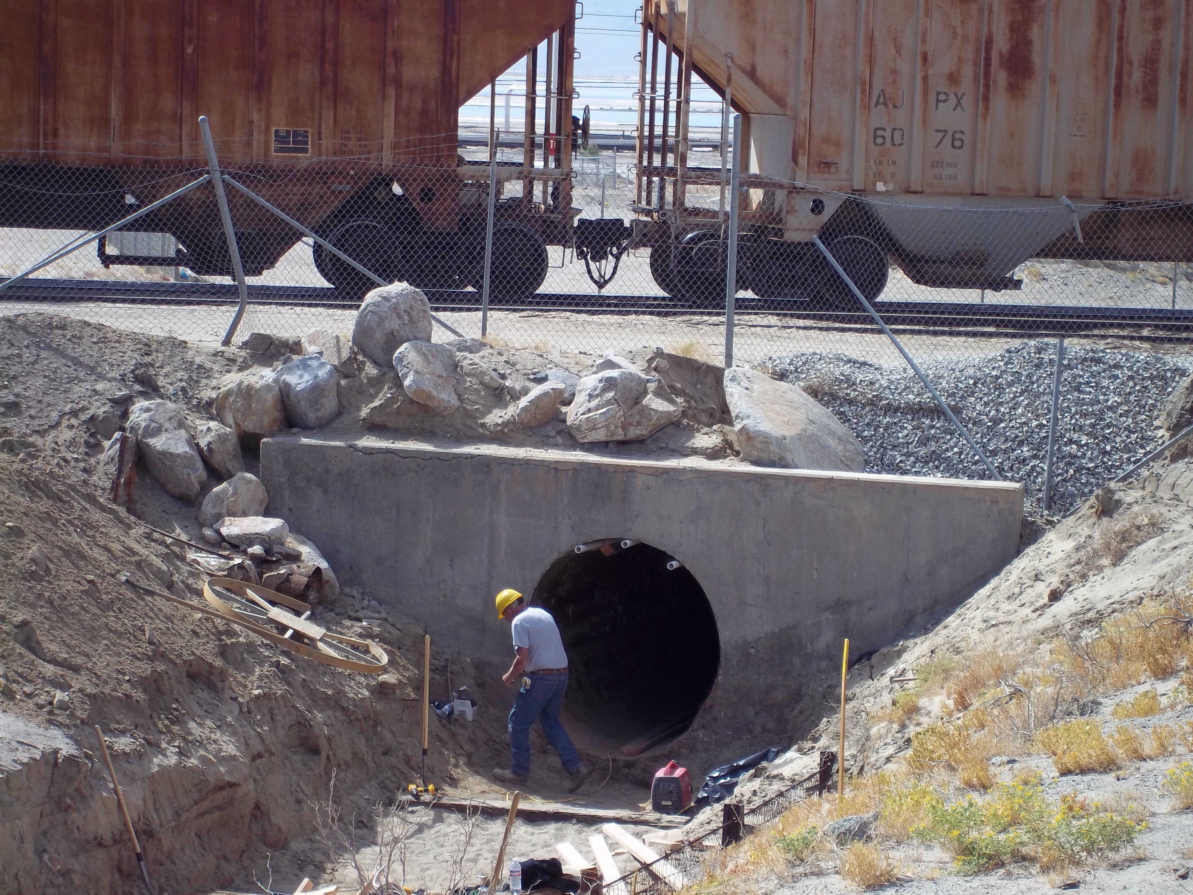 Culvert reline under rail Snap-Tite