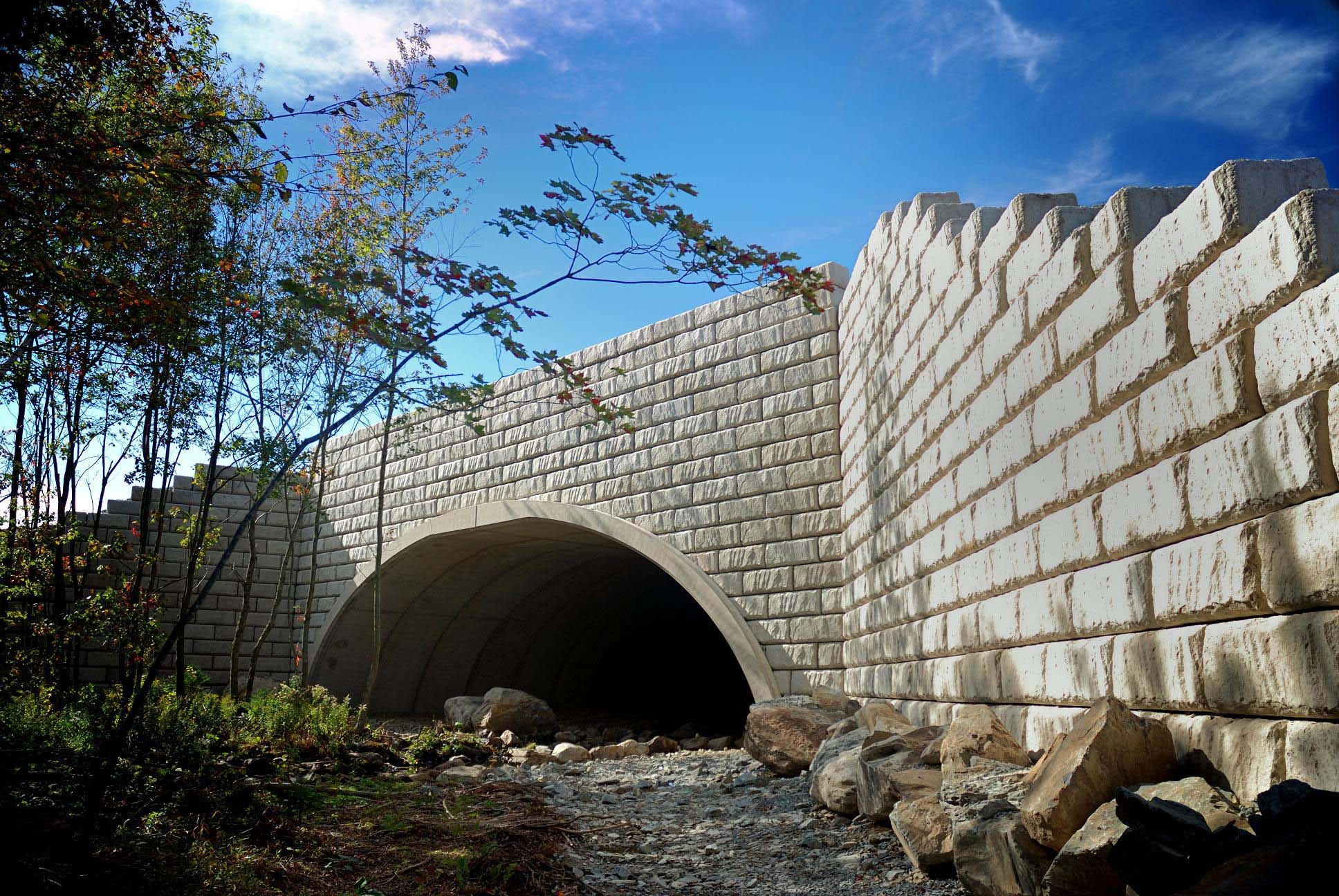 webRedi-Rock-limestone-gravity-StevensGroup-DartmouthCrossing10