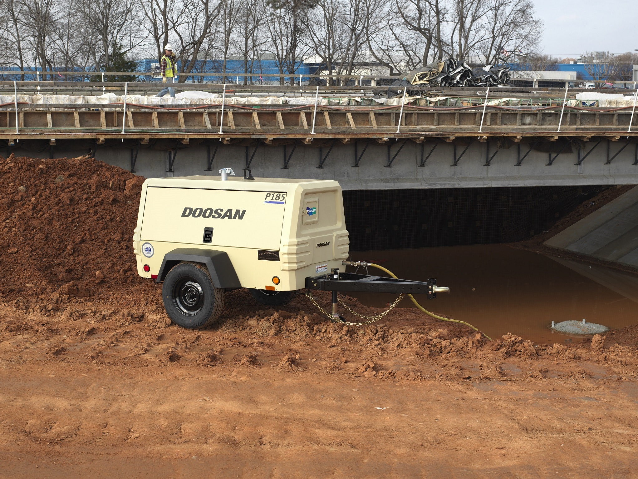 1655150039961 Doosan P185