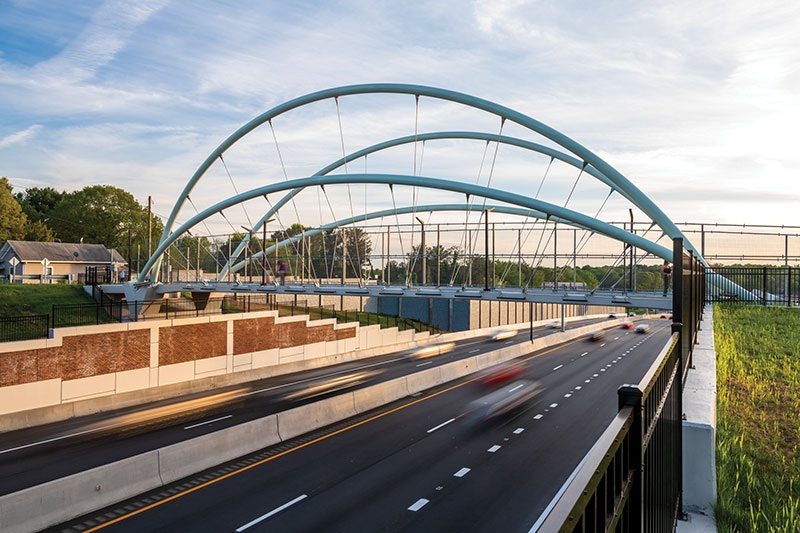 B2_008_GreenStreetBridge_CreditHDR