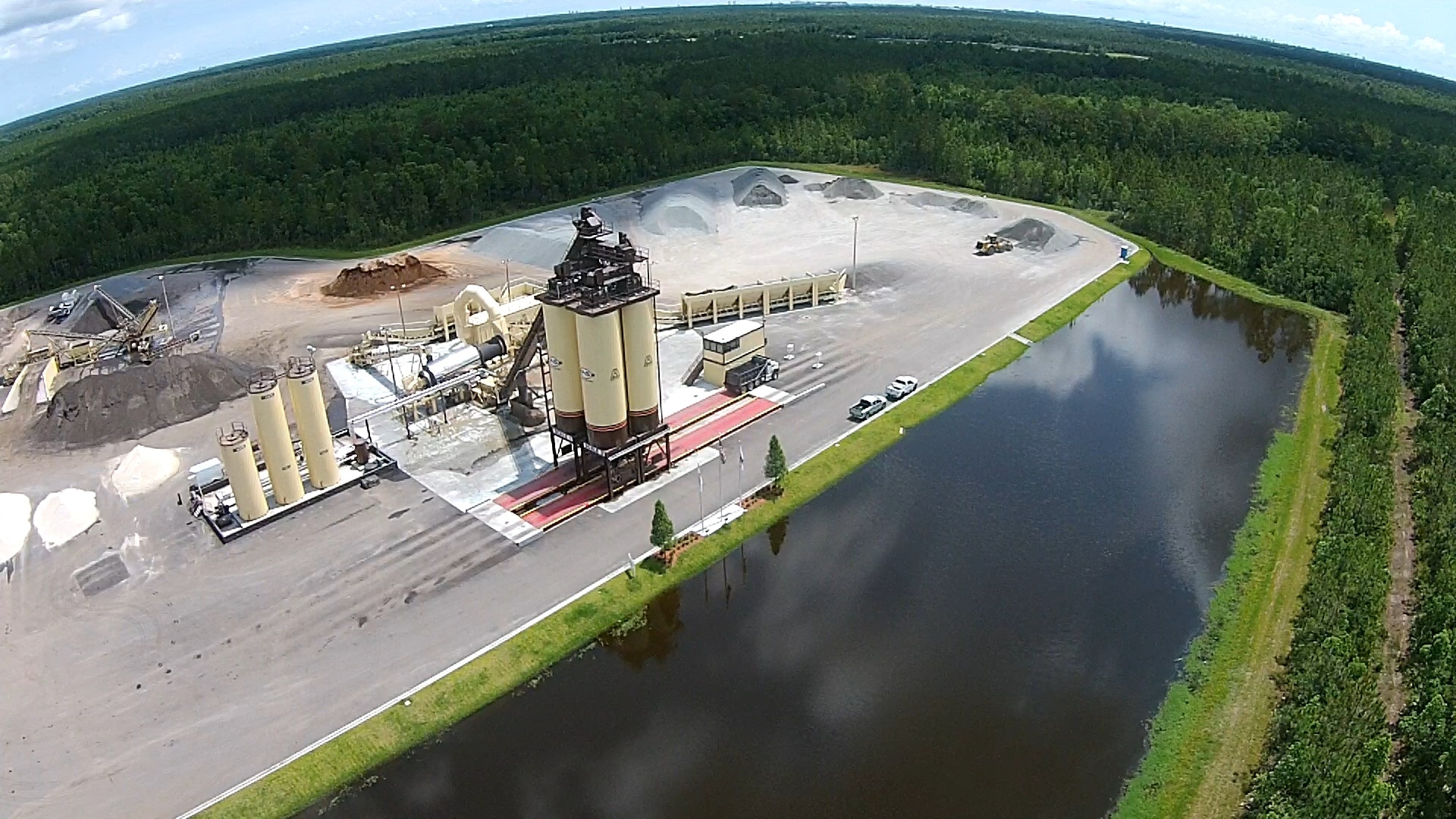 1655174926194 Looking Ne