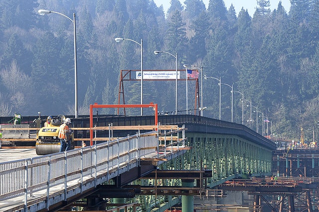 1656367939401 Sellwood Bridge Construction