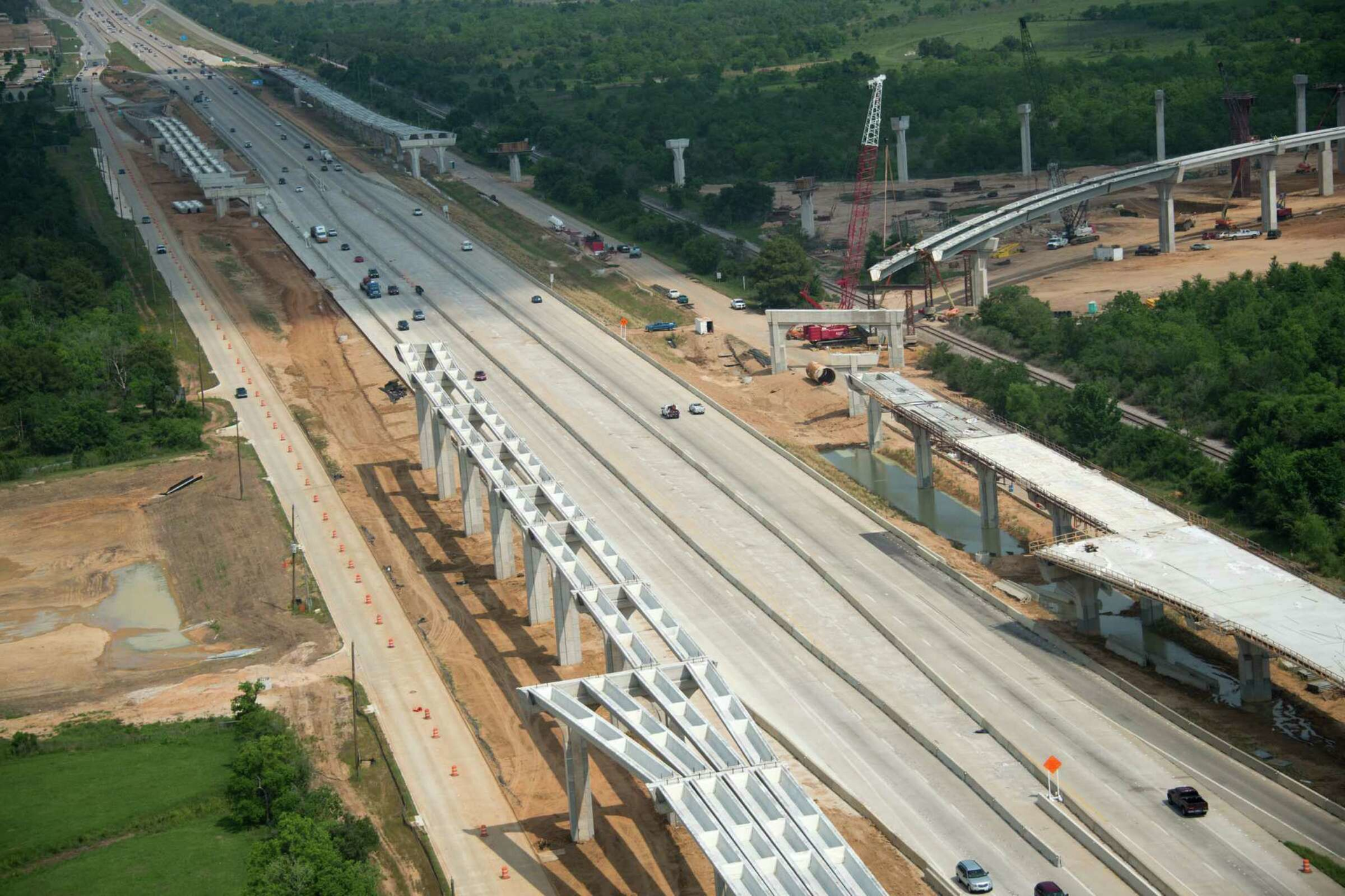 Grandparkway 64400002e1825