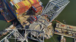 Dali wreckage from above Dali wreckage from above