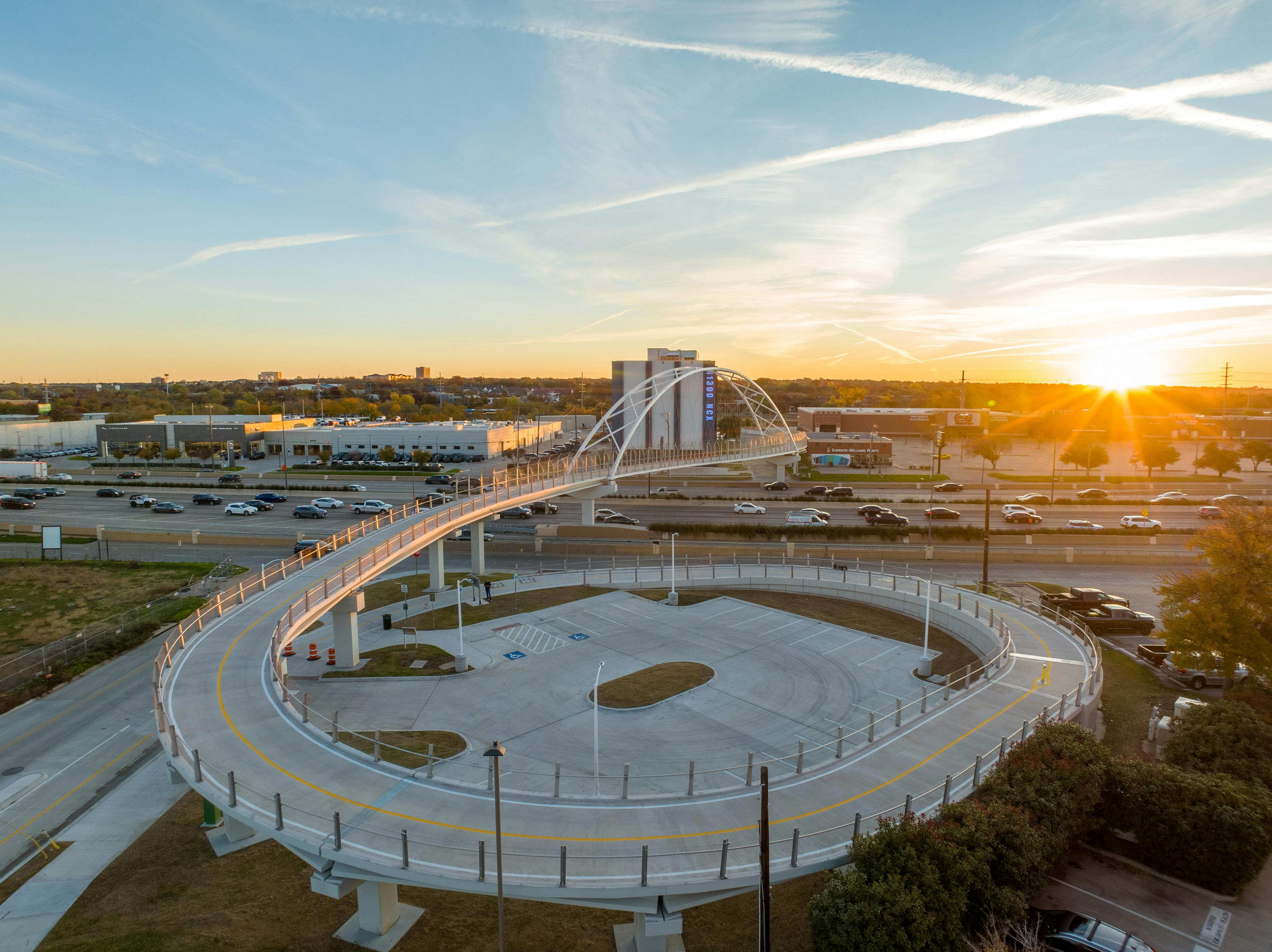 6734c49002e57211d8d01928 Northaven Trail Bridge04