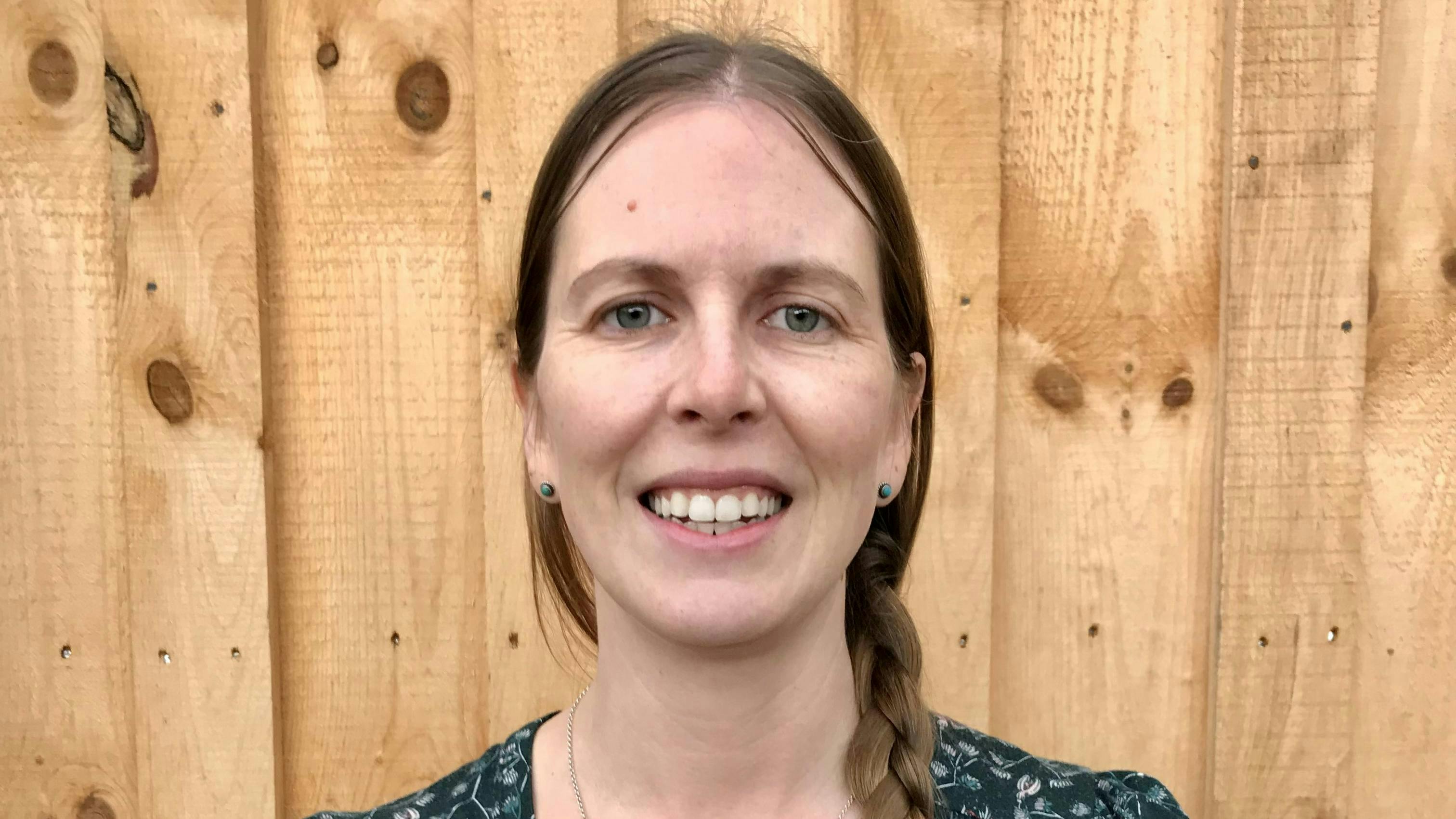 67c082cf799e5575ed5e2370jessica_headshot