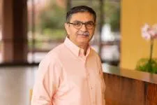 ash-headshot4 ash-headshot4