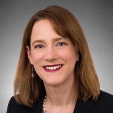 1660318102798 Lindacadwellstancincropped