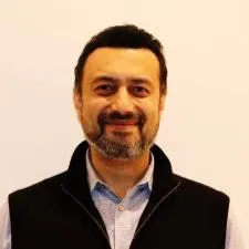 Yasser-Kahn-One-Tech-Headshot Yasser-Kahn-One-Tech-Headshot