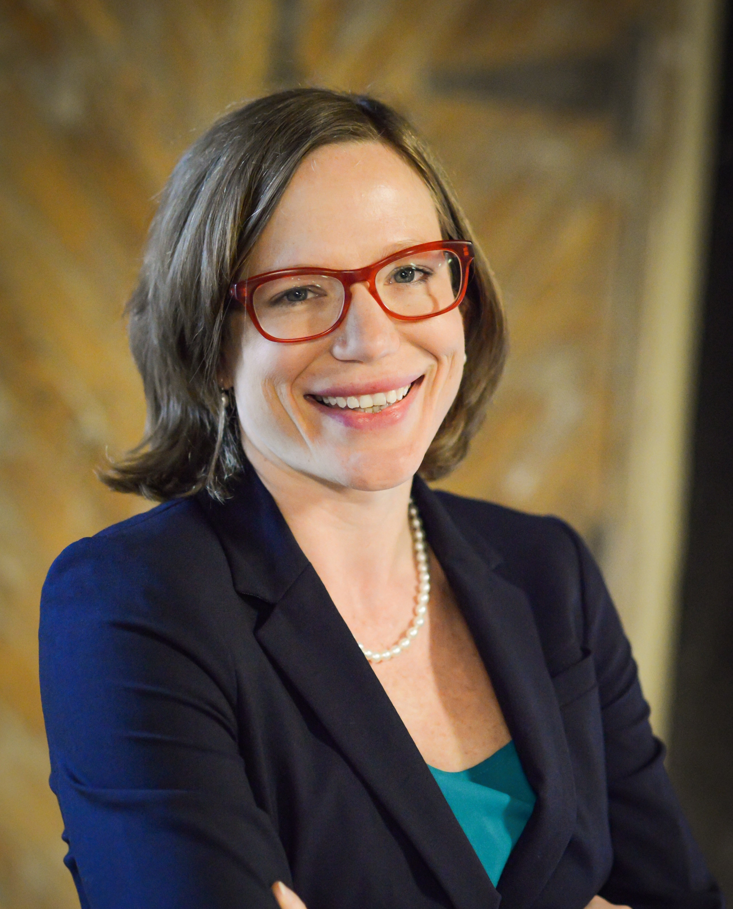 1660343825047 Sarahlukensgedigitalheadshot