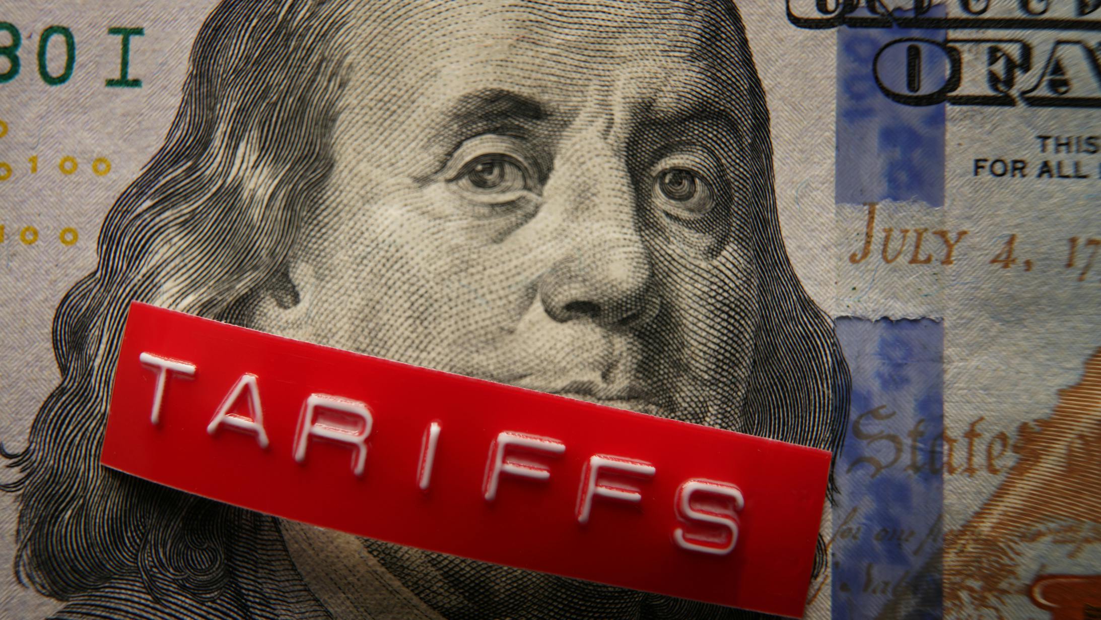 6846d666ff803d9f898181df Dreamstime M 352180751