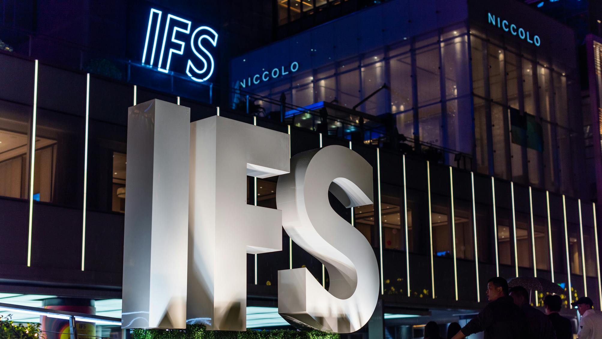 692dbd87a2a724ec64c22b34 Dreamstime M 197999877