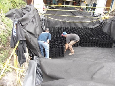 1654812627532-invisible_structure