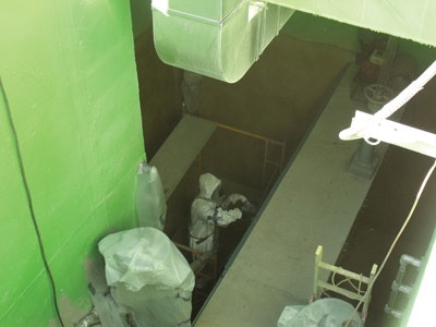 1654812640429-sprayroq