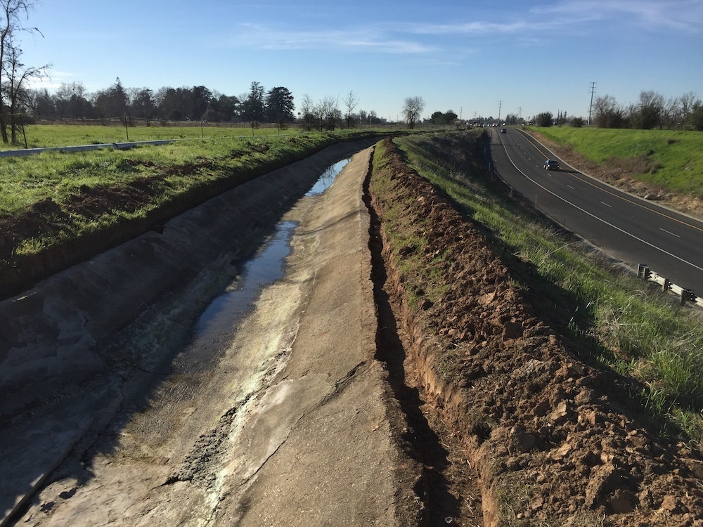 1654812867870-caltrans_ditch_before