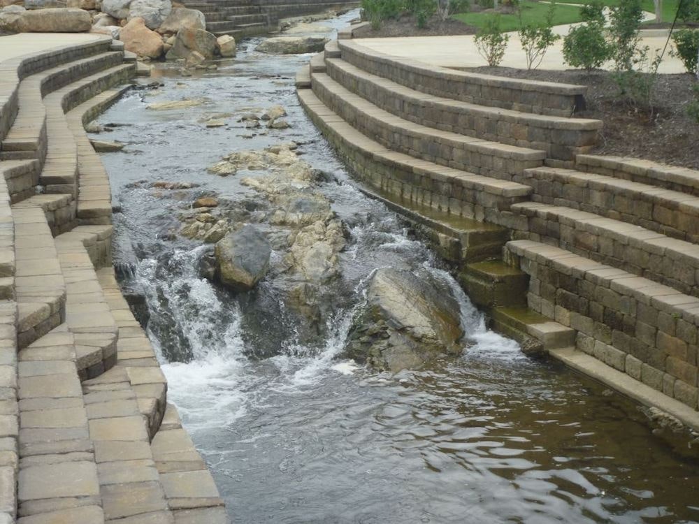 1654812880028 1p1010168