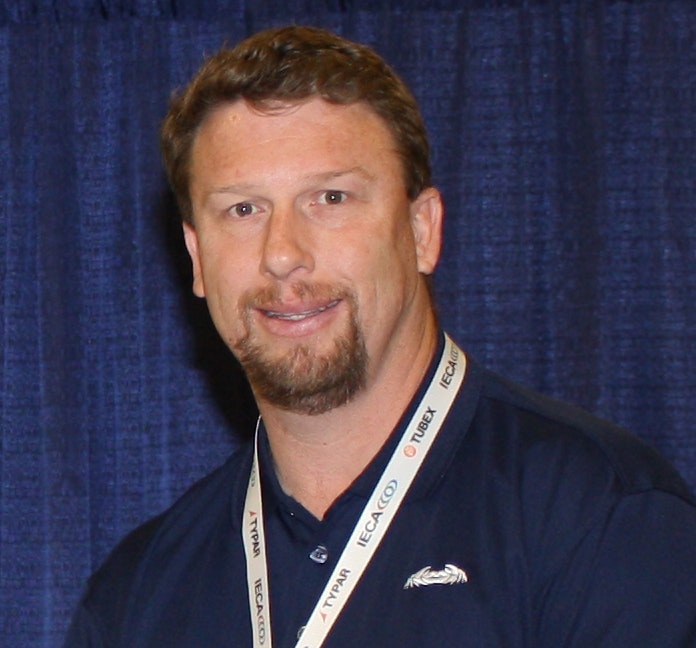 1655260393249-frank_kneib