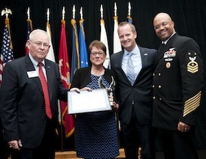 1655260509446 Ads Esgr Award Presentation