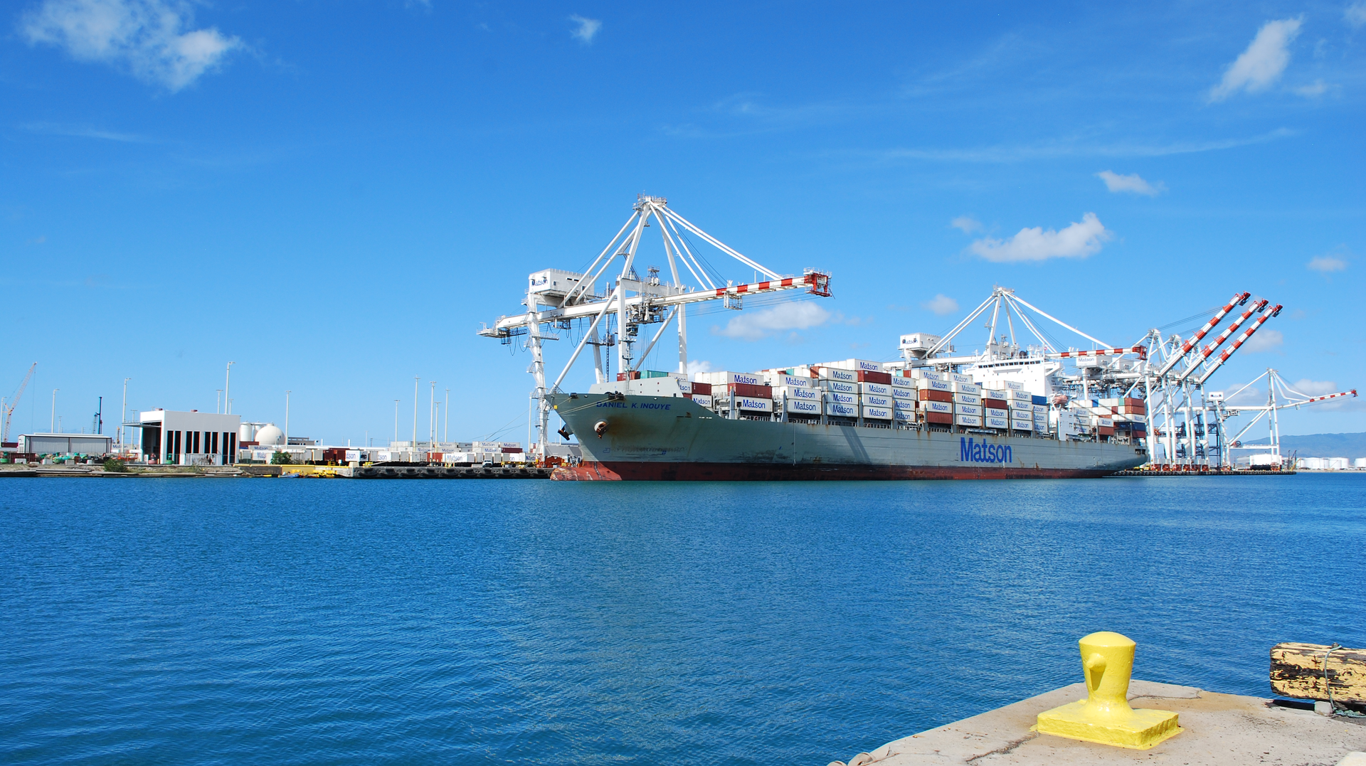 A stormwater asset management system helps protect fragile ocean ecosystems at two Hawaii harbors.