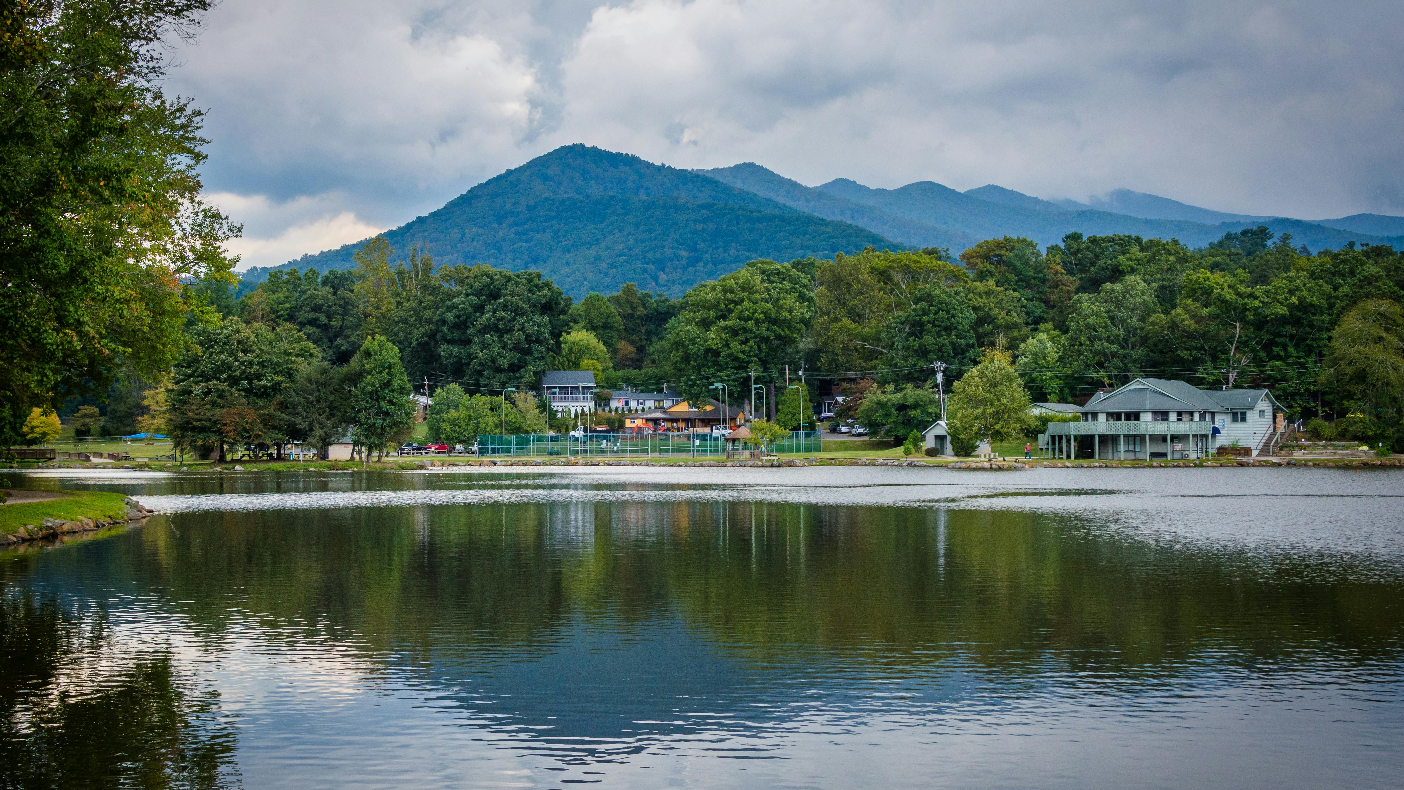 6656031077173fdb73efe36e Dreamstime Xxl 82087873