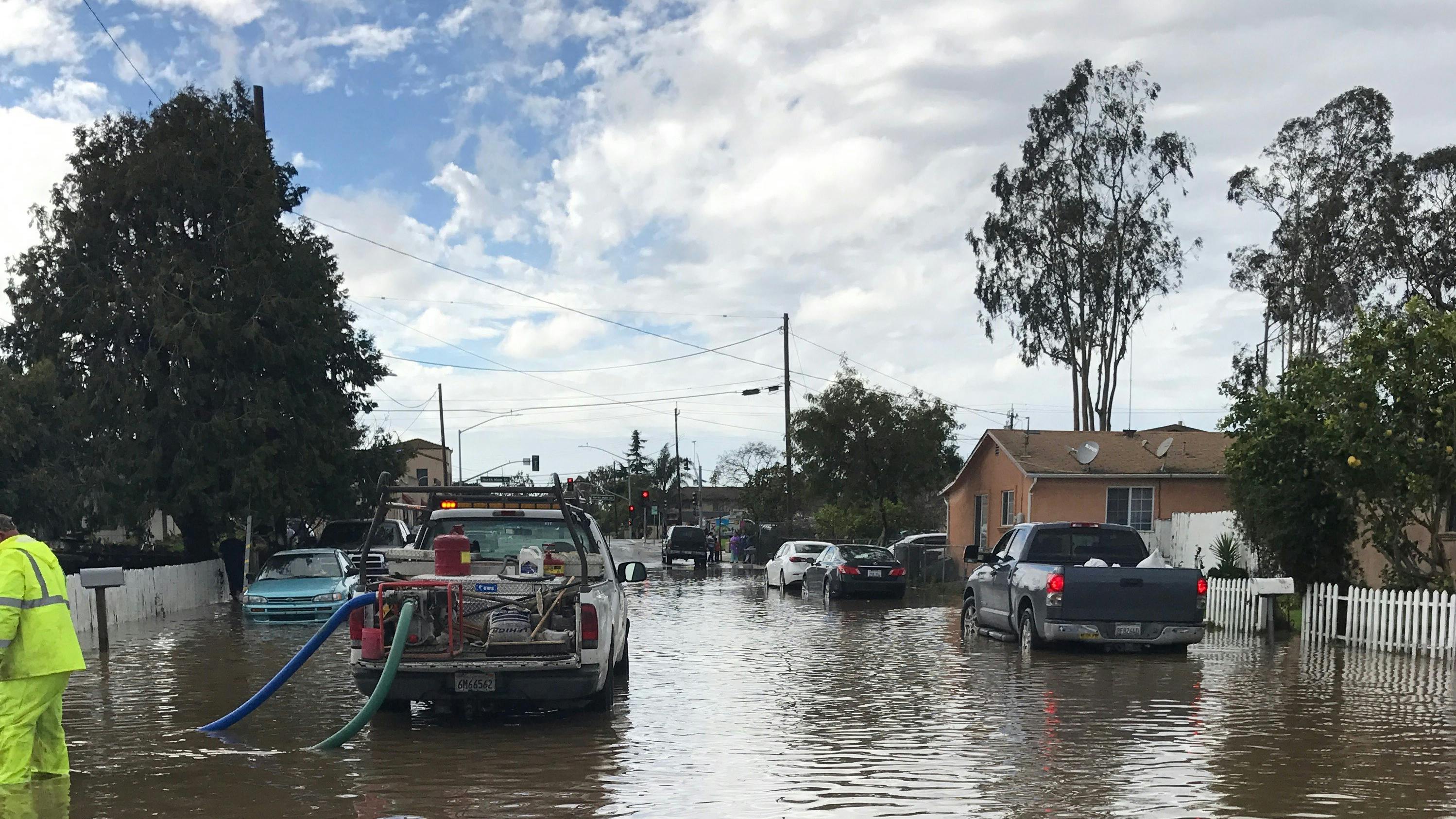 Clogged catch basins and inlets in Salians result in flooded roads. Keeping better track of which features are critical to maintain before storms helps them minimize the risks.