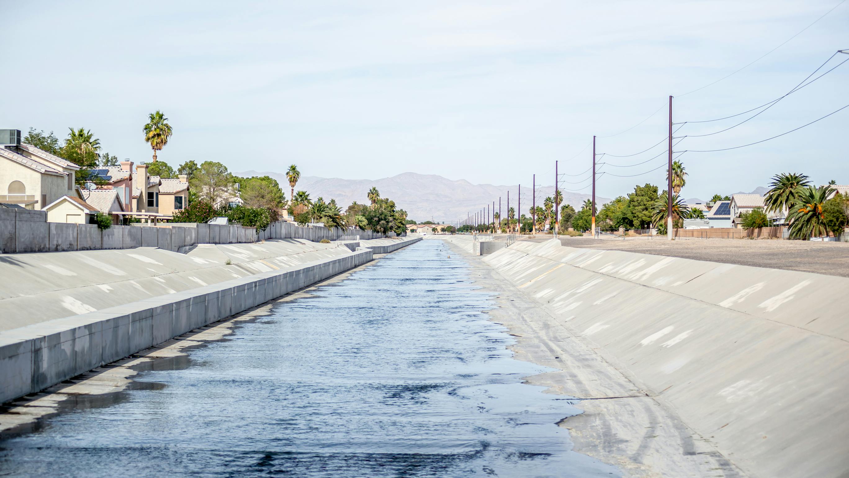 66f424d40db866f22871ac1b Dreamstime L 305617030