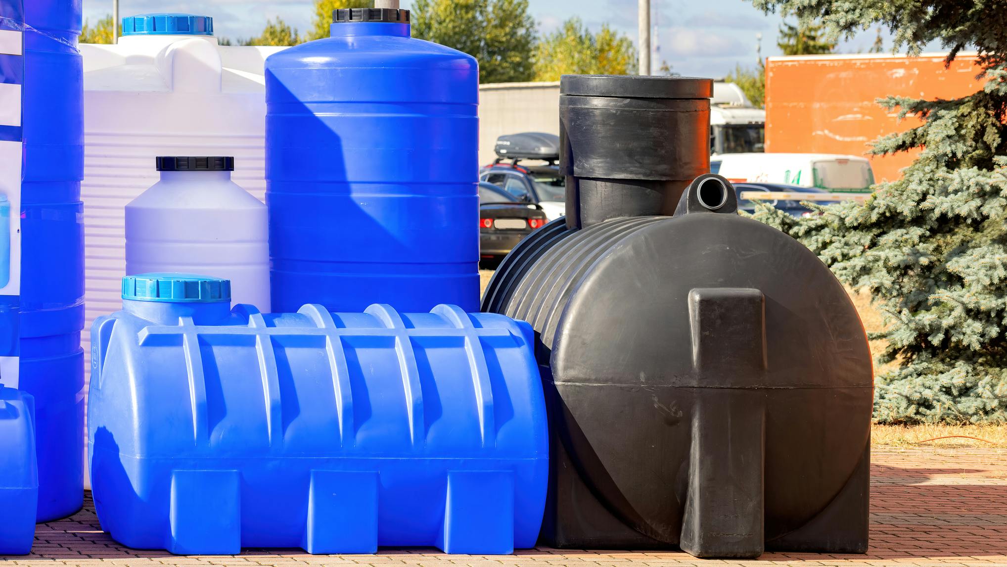 dreamstime_m_348315815