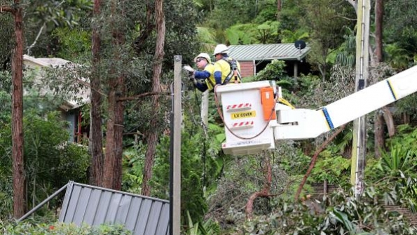 Australia's Energex Crews Head South to Assist in NSW ...