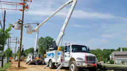 bucket trucks with boom lifts bucket trucks with boom lifts