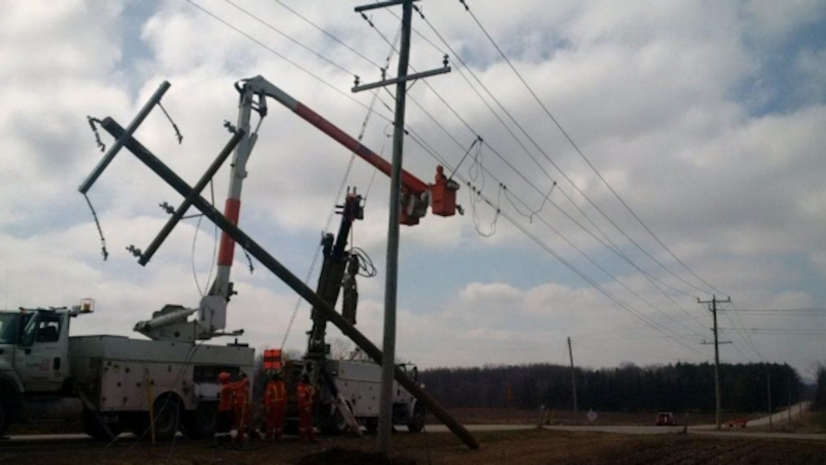 Hydro One Team Effort Returns Electricity After Easter Weekend Storm T D World