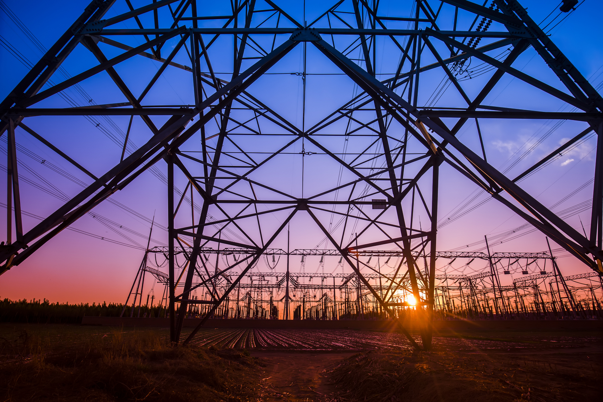 transmission tower bottom