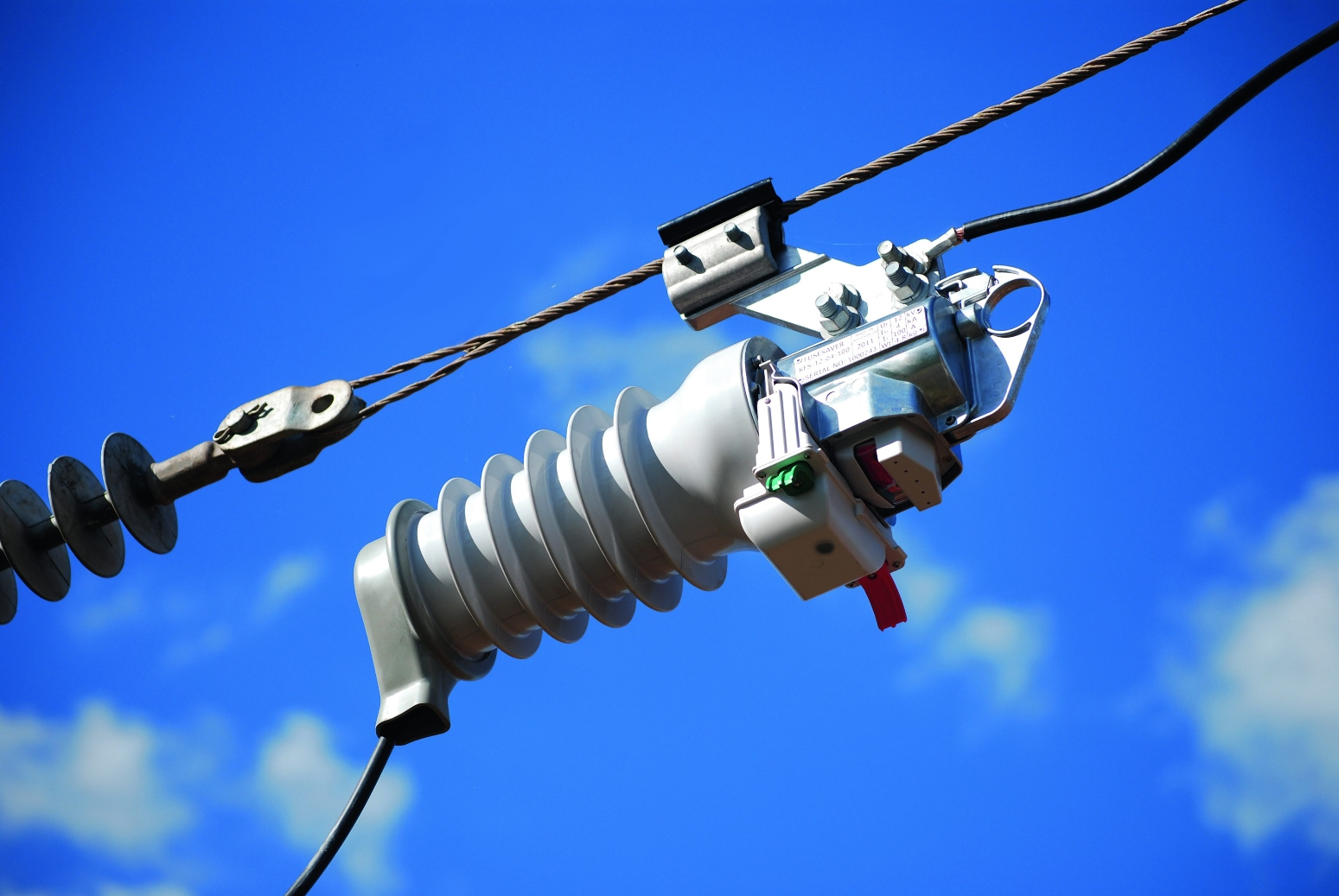 vacuum circuit breaker on line