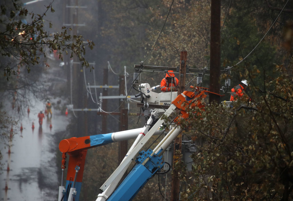 PG&E workers engaged in fire recovery