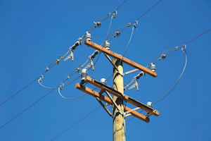 Tube-style multicore line-post Lindsey sensors provide both highly reliable and accurate voltage and current measurements at strategic locations along a 12-kV distribution feeder.